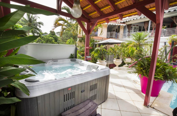 Bon plan, codes promo, réduction Guadeloupe, Martinique, Guyane, la Réunion : -10% - camping de luxe à Fort-de-France ! | photo-10-camping-de-luxe-a-fort-de-france-1